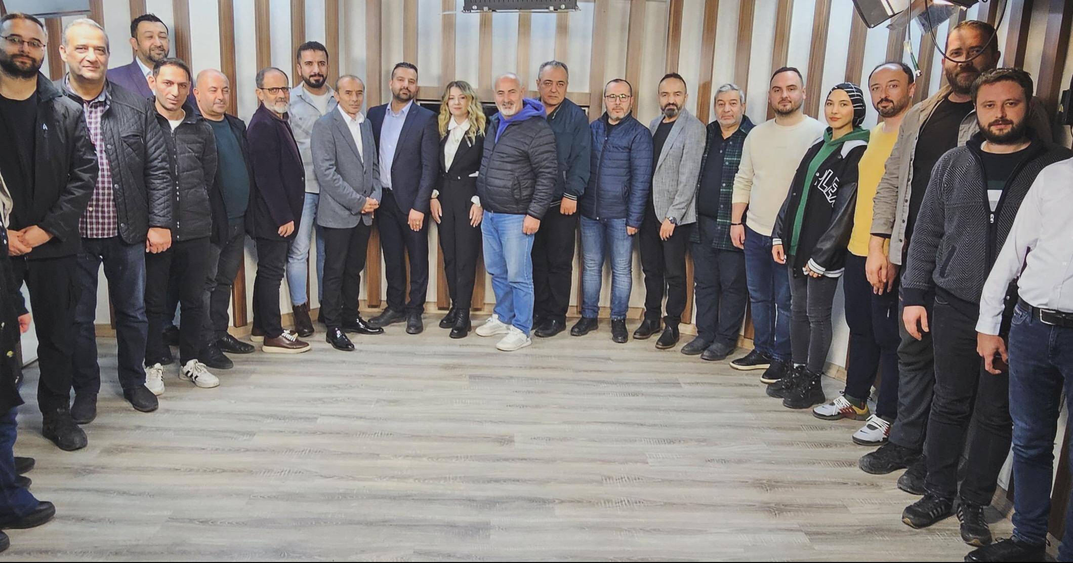 ÇORUM BASIN DERNEĞİ’NDE ERKAN KARACA GÜVEN TAZELEDİ