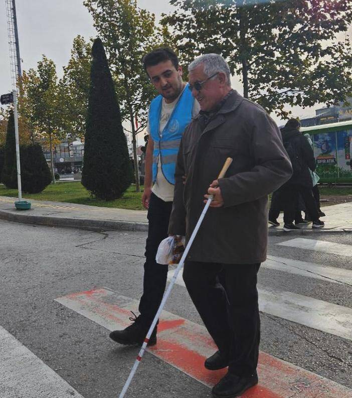 “ Hayatı Paylaşmak İçin Engel Yoktur”