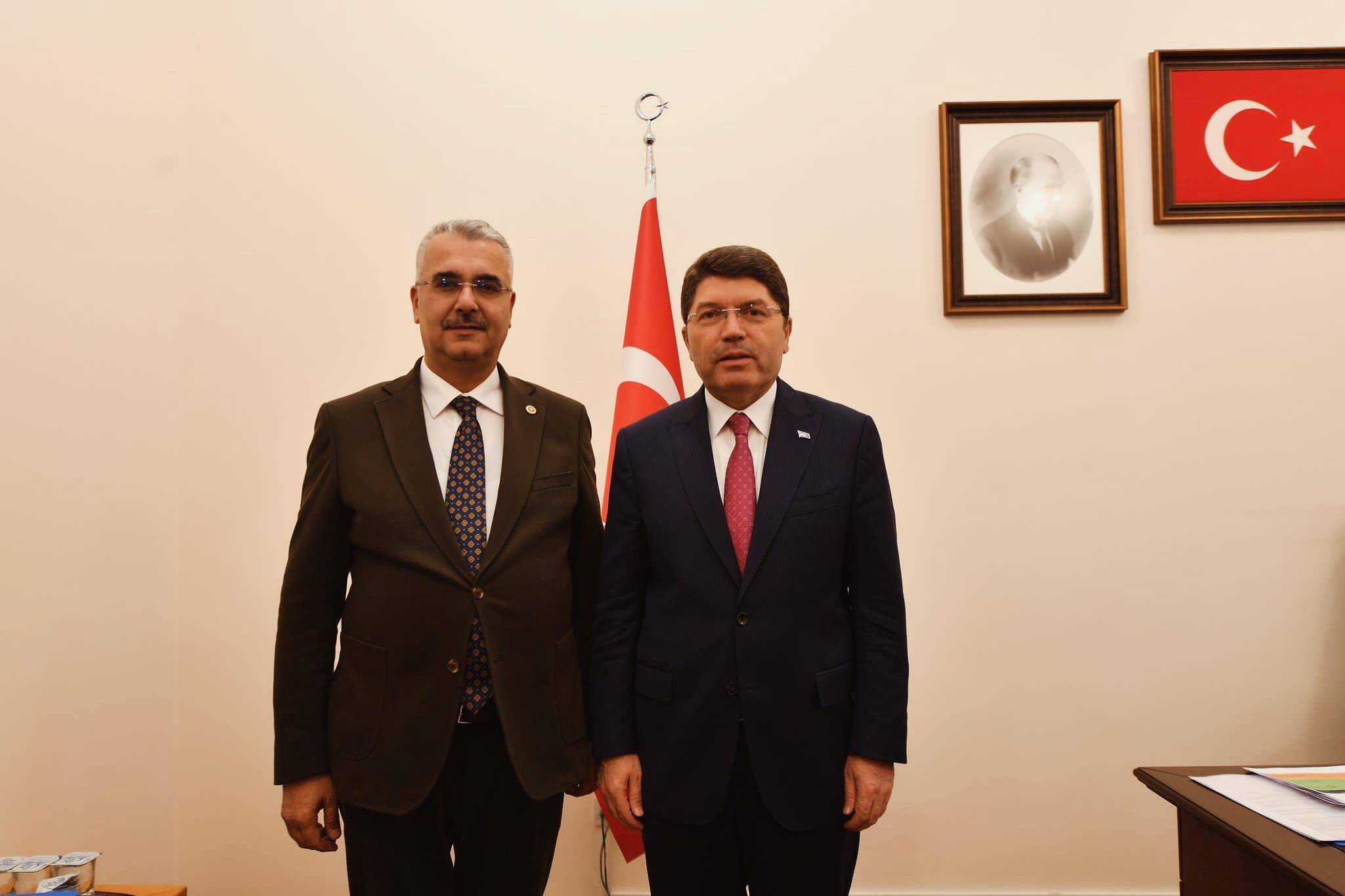 ÇORUM’UMUZA YAPILACAK OLAN YENİ ADLİYE BİNAMIZIN PROJE İHALESİ GERÇEKLEŞTİRİLDİ.