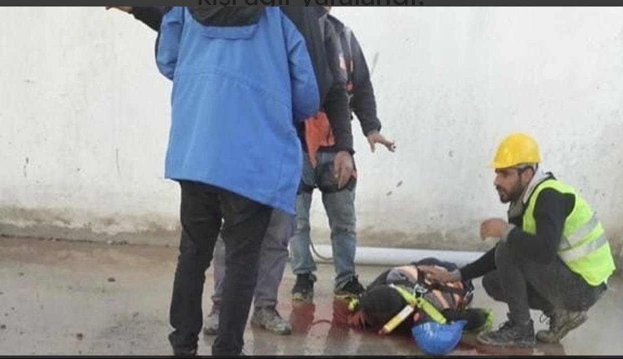 Çatıdan düşen işçi ağır yaralandı