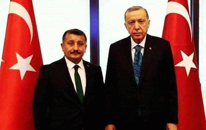 AK PARTİ’DE ADAY ADAYLIĞI BAŞVURU SÜRESİ UZATILDI