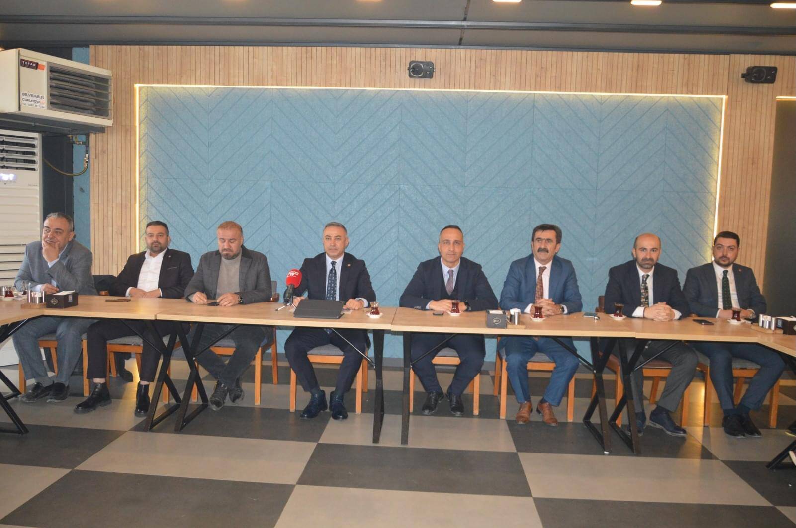 TAHTASIZ, “ŞEKER FABRİKASI YETKİLİLERİ ÇİFTÇİLERİ TEHDİT EDİYOR”