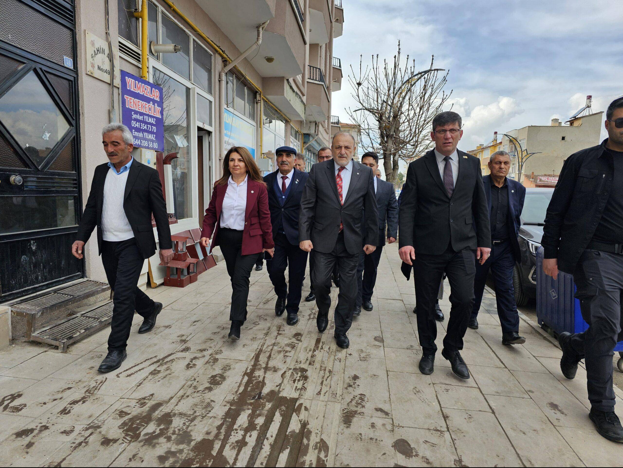 OKTAY VURAL, ALACA’DA HALKI DEĞİŞİME DAVET ETTİ