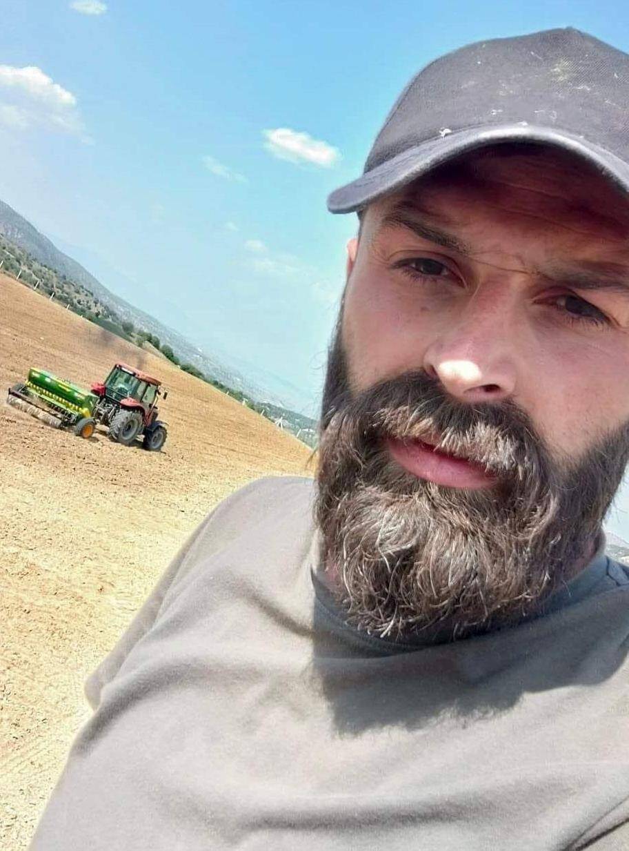 TRAKTÖRÜN ALTINDA KALAN GENÇ ÇİFTÇİ HAYATINI KAYBETTİ