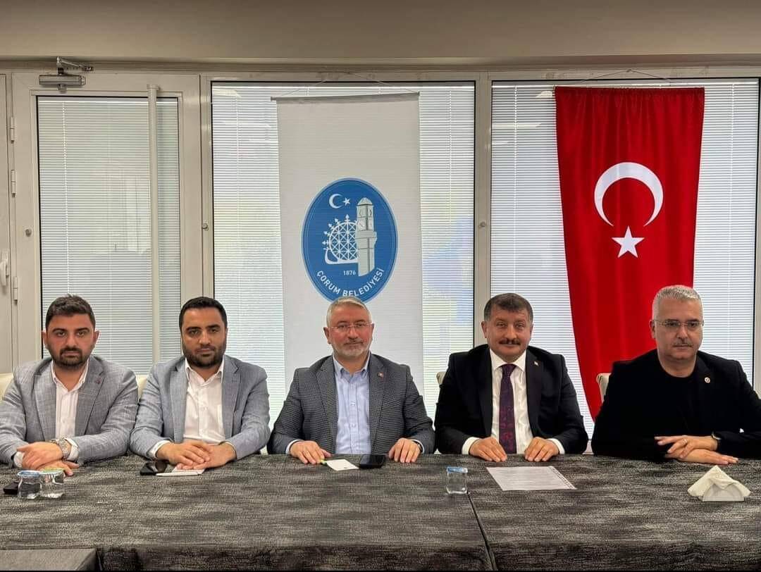 “ÇORUM’UN KALKINMASI İÇİN İSTİŞARE İÇERESİNDE GAYRET GÖSTERECEĞİZ”