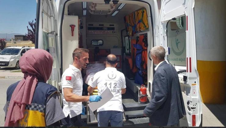 Köstebek tabancası kurarken eşini vurdu!