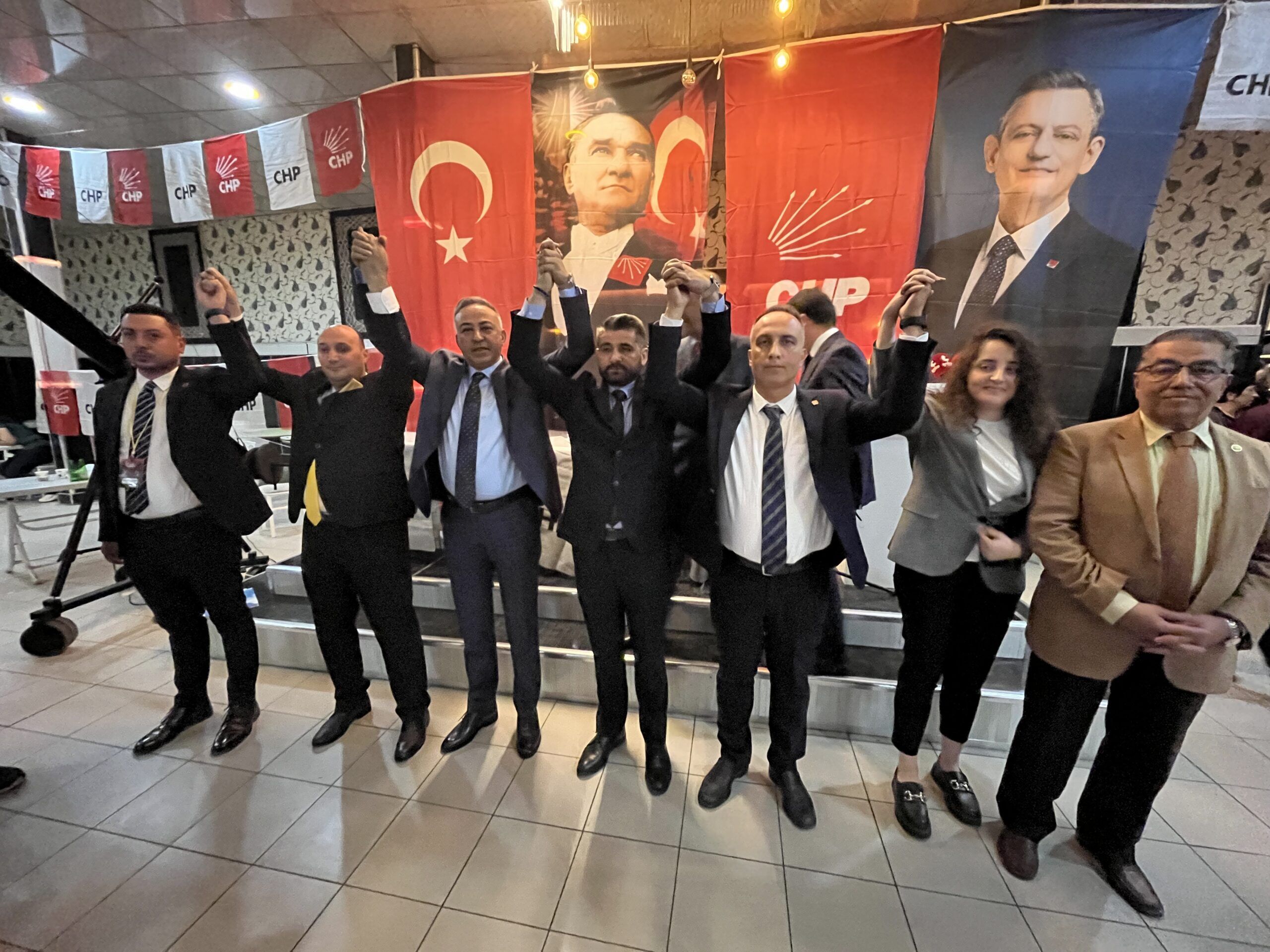 CHP’nin Kavgalı Merkez İlçe Seçiminisarı Liste Kazandı!