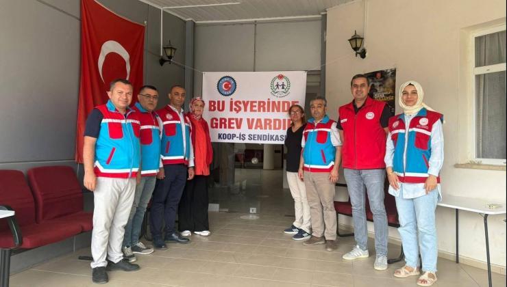 Çorum’da Sosyal Yardım Vakfı Çalışanları İş Bıraktı!