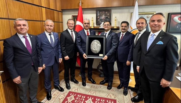 “Çorum’da Değişim Zamanı”Ekibinden TBMM’ye Çıkarma!
