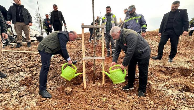 Nadık Şehir Ormanı Oluşturuluyor1.019 Fidan Toprakla Buluşturuldu