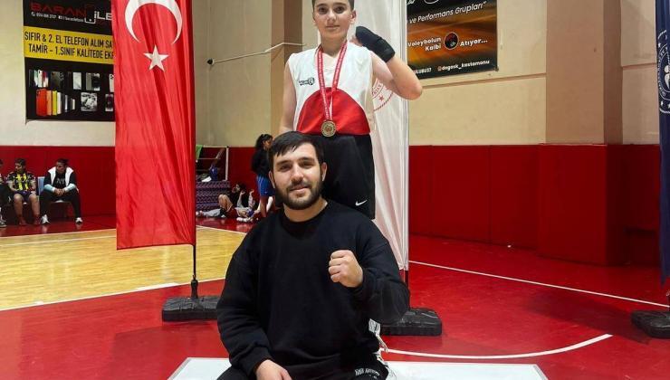 Mehmet Emin İlgezdi Göğsümüzü Kabarttı