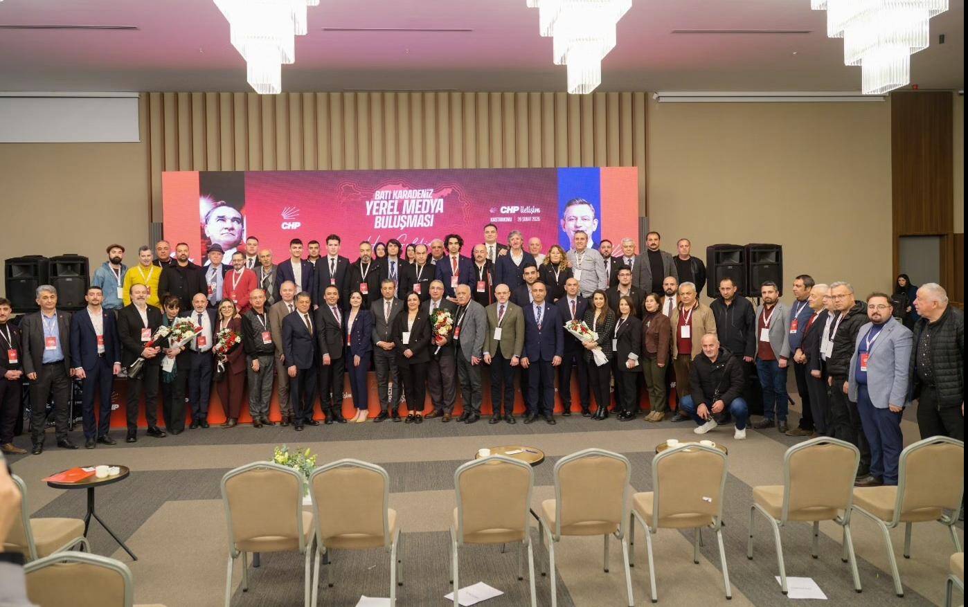 CHP’den Batı Karadeniz Çıkarması: Yerel Medyanın Sorunları Kastamonu’da Masaya Yatırıldı