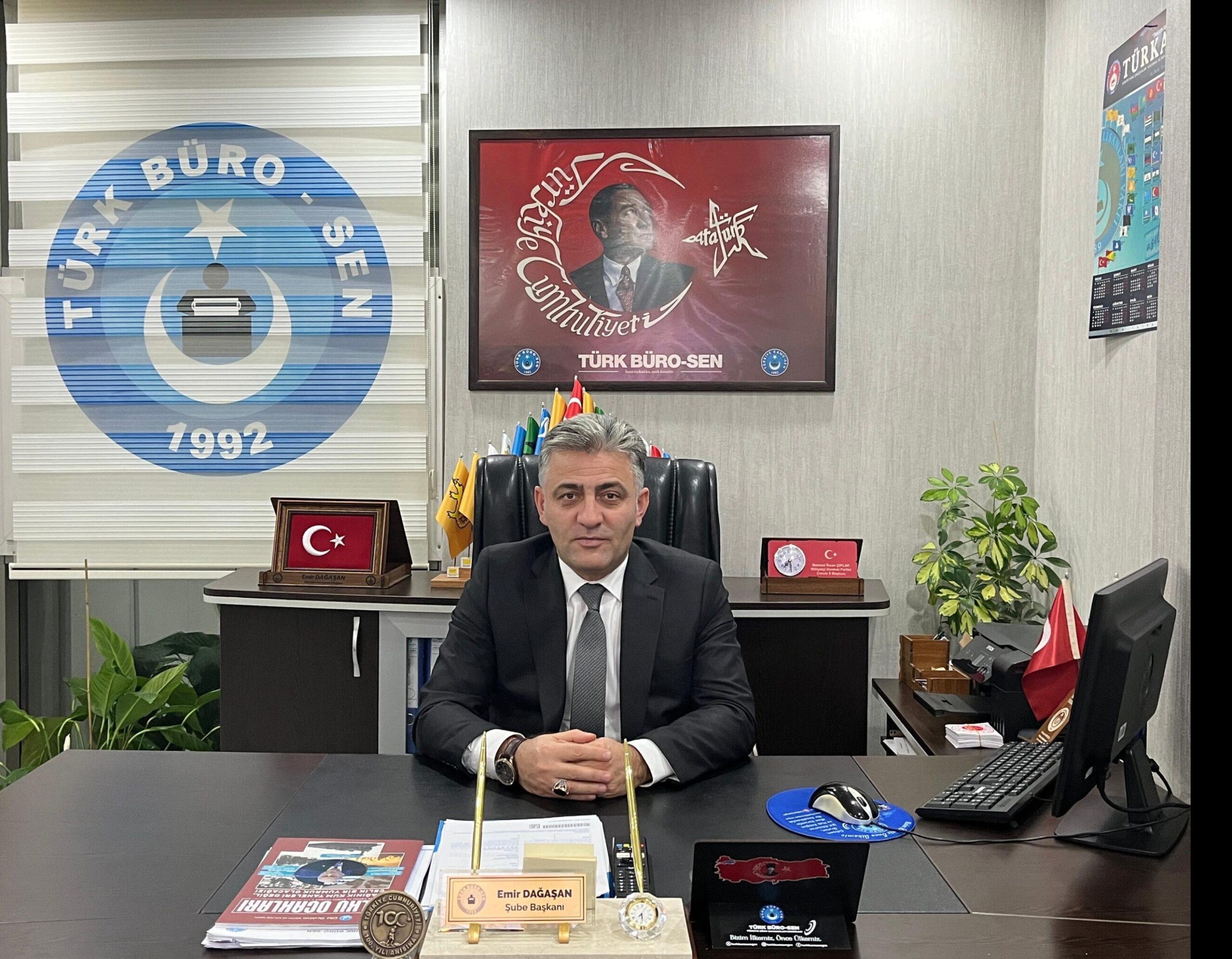 Cumhuriyet’e ‘Narkoz’ Diyenlere Sert Tepki: “Bu Milletin En Büyük Uyanışı Sizin Hazımsızlığınızdır!”