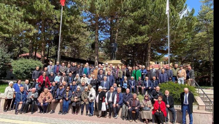 Cumhuriyet’in Aydınlık Yüzleri Çorum’da Buluştu: Bir Okul, Binlerce Anı!