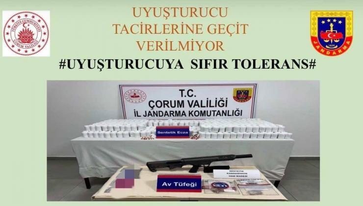 Jandarmadan Zehir Tacirlerine Büyük Darbe: Binlerce Uyuşturucu Hap Ele Geçirildi!