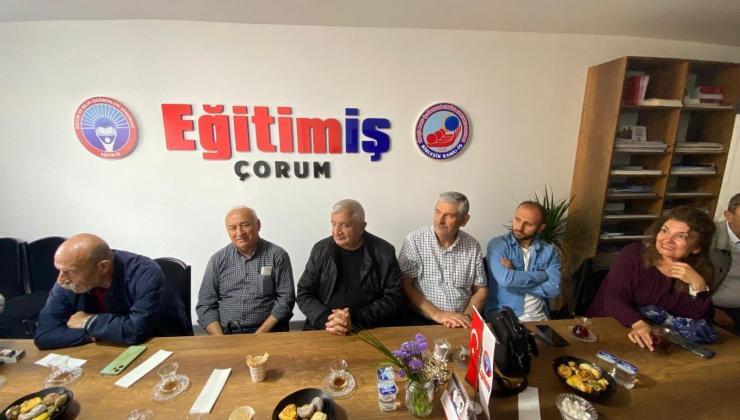 Emekliden Hukuk ve Adalet Çıkarması: “Seyyanen Zam Hakkımız, Adalet Duraksamasın!”