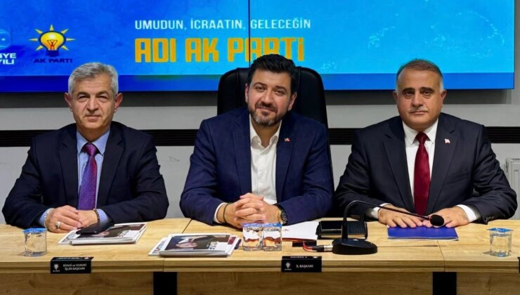Kulisler Kaynıyor: AK Parti Çorum’da Yaprak Dökümü! Teşkilatın Fişi Çekiliyor mu?