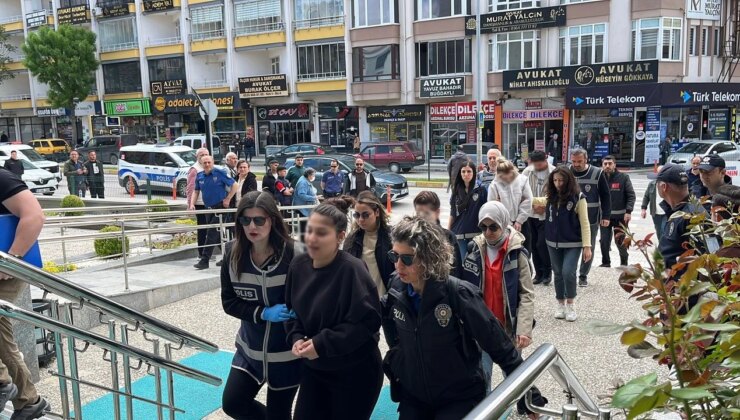 Güzellik Maskesi Altında Vurgun!