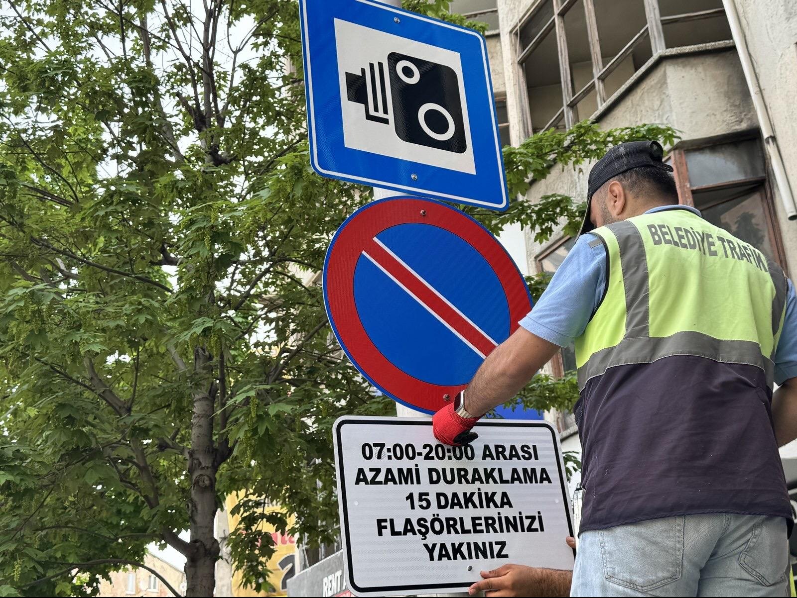 Çorum’da Trafik Revizyonu: Gazi ve İnönü Caddelerinde Süreli Park Dönemi Başlıyor!