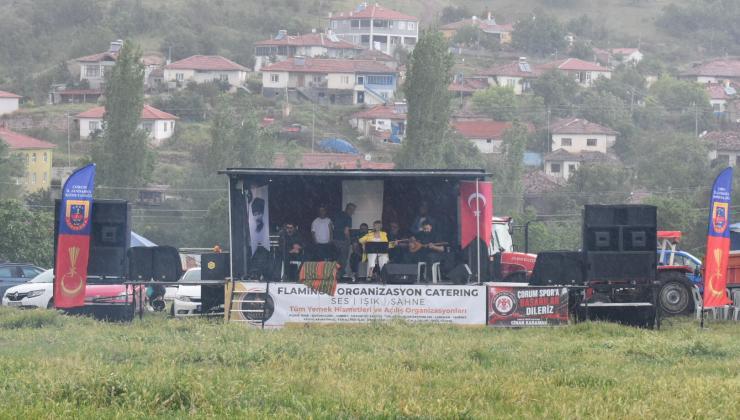 Gönüller Yağmura Meydan Okudu: Narlık Köyü’nde Kardeşlik Türküsü