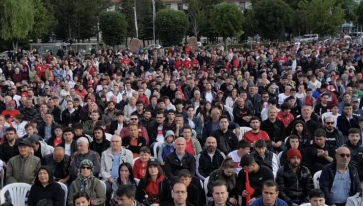 DİKKAT BU HABER BİRAZ İRONİ İÇERİR…Milli Takım’dan Büyük Fedakarlık: Gençlerin Geleceği İçin Gol Atmamaya Karar Verdiler