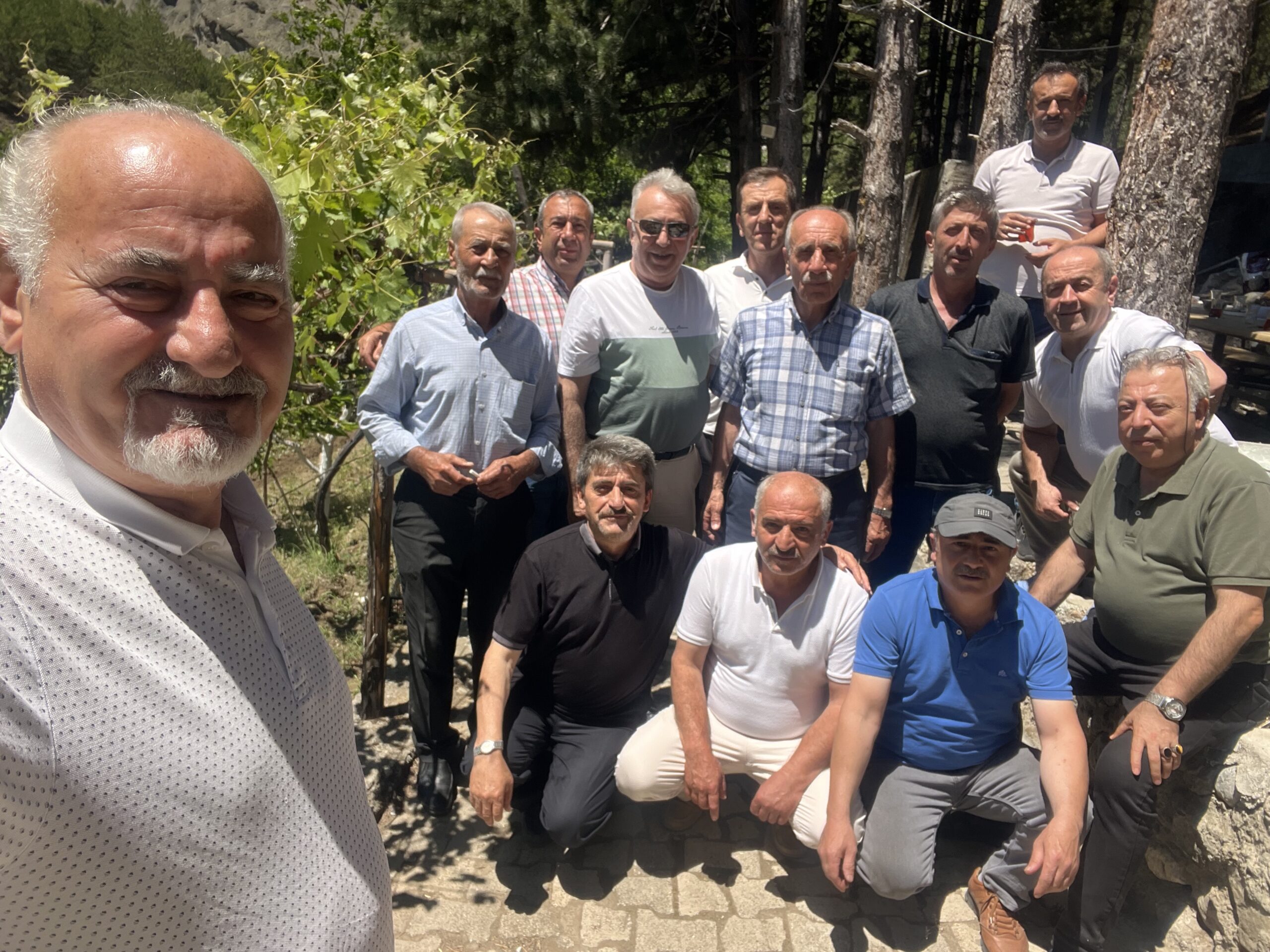 Eski Öğrencilerinden Vefa Örneği: İskilip İmam Hatip’in “Efsane Müdürü” Mürsel Kayış’a Anlamlı Sürpriz