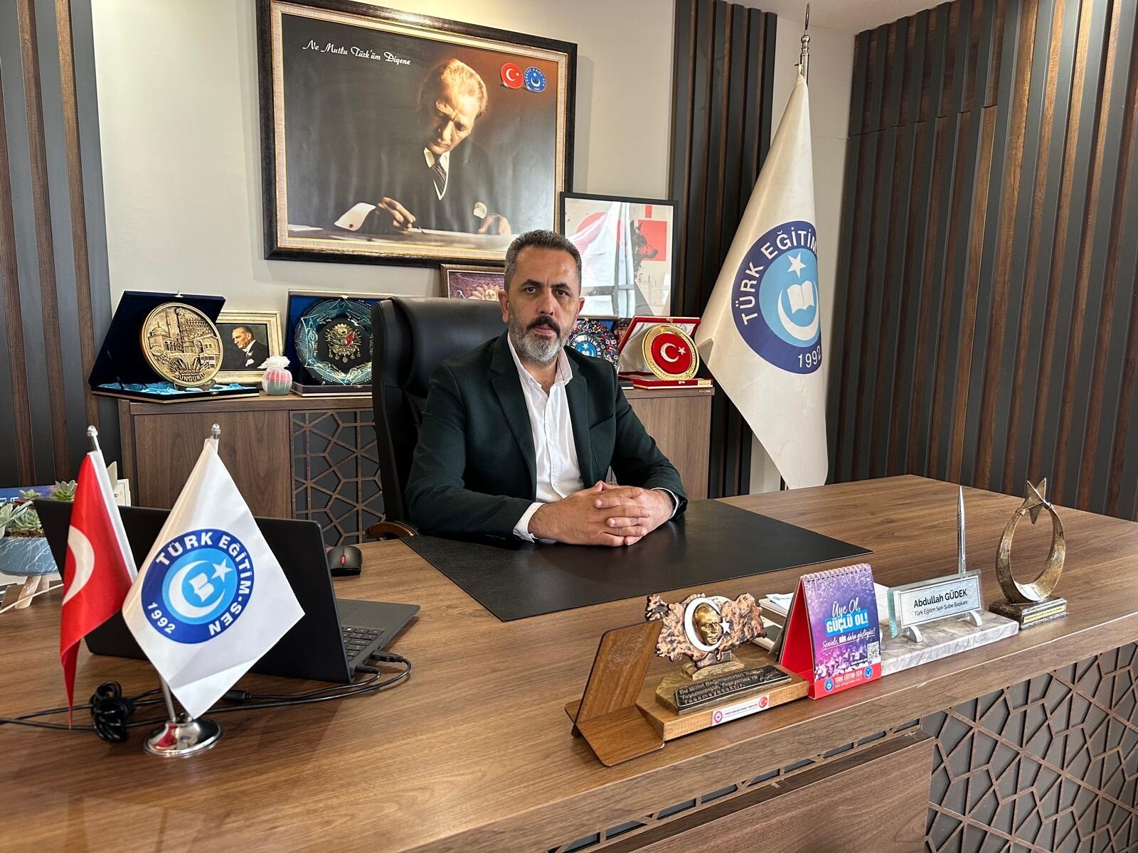 Türkiye Kamu-Sen Çorum İl Temsilciliğinde Bayrak Değişimi: Yeni Temsilci Abdullah Güdek Oldu