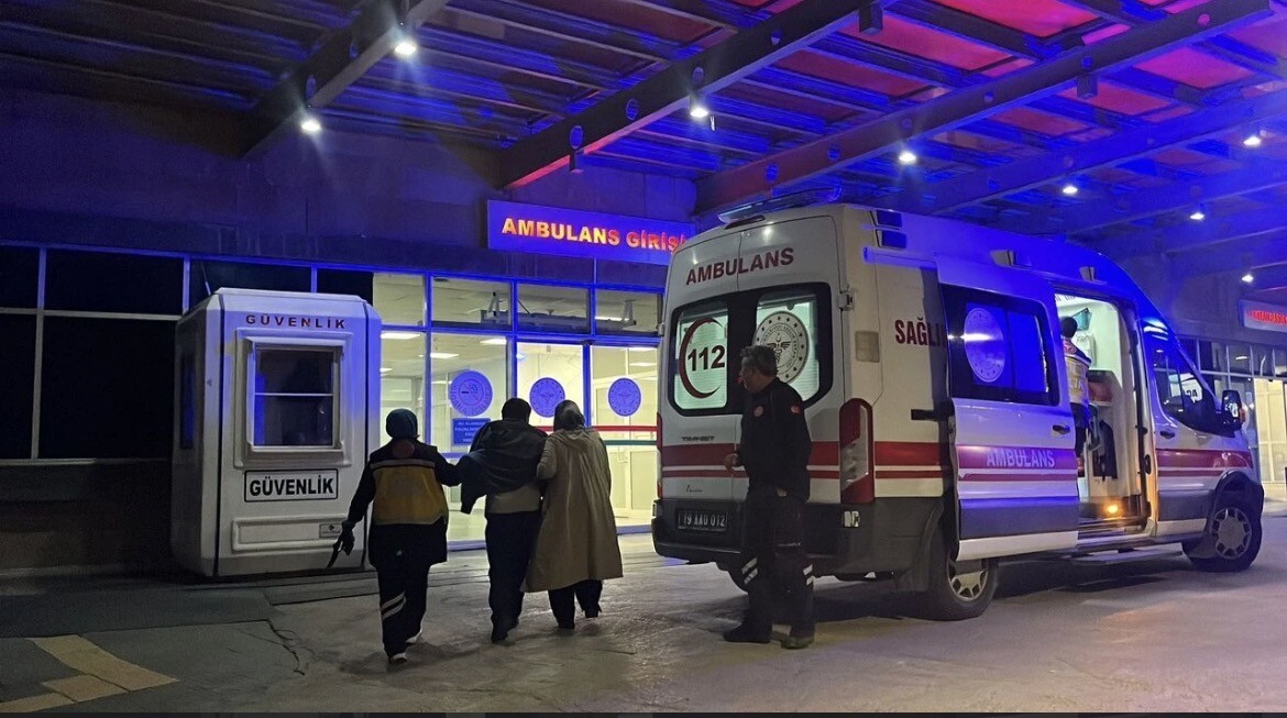 Çorum’da Düğün Yemeği Hastanelik Etti: Çok Sayıda Kişi Zehirlenme Şüphesiyle Tedavi Altına Alındı