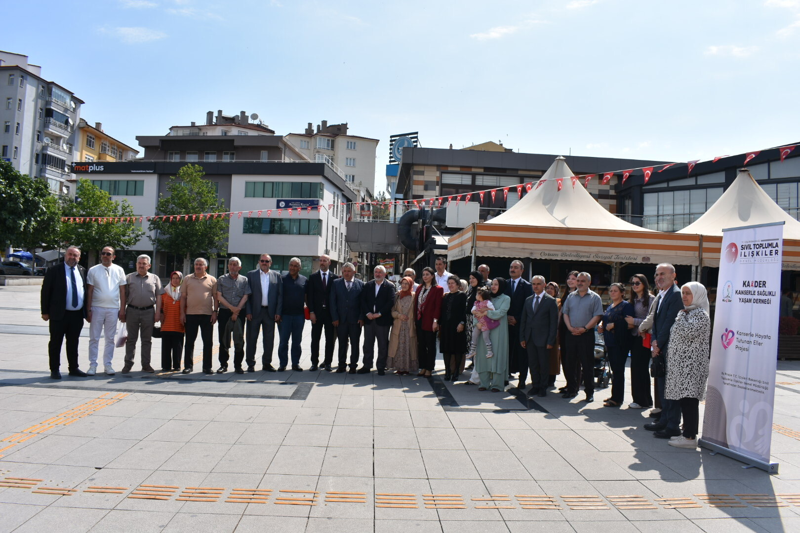 Kanserle Mücadelede Güç Birliği: KA-DER’in “Kanserle Hayata Tutunan Eller” Projesi Umutla Başladı!
