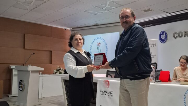 KA-DER’den Umut Veren Adım:”Kanserle Hayata Tutunan Eller” Projesi Kapsamında Dev Seminer ve Panel Düzenlendi