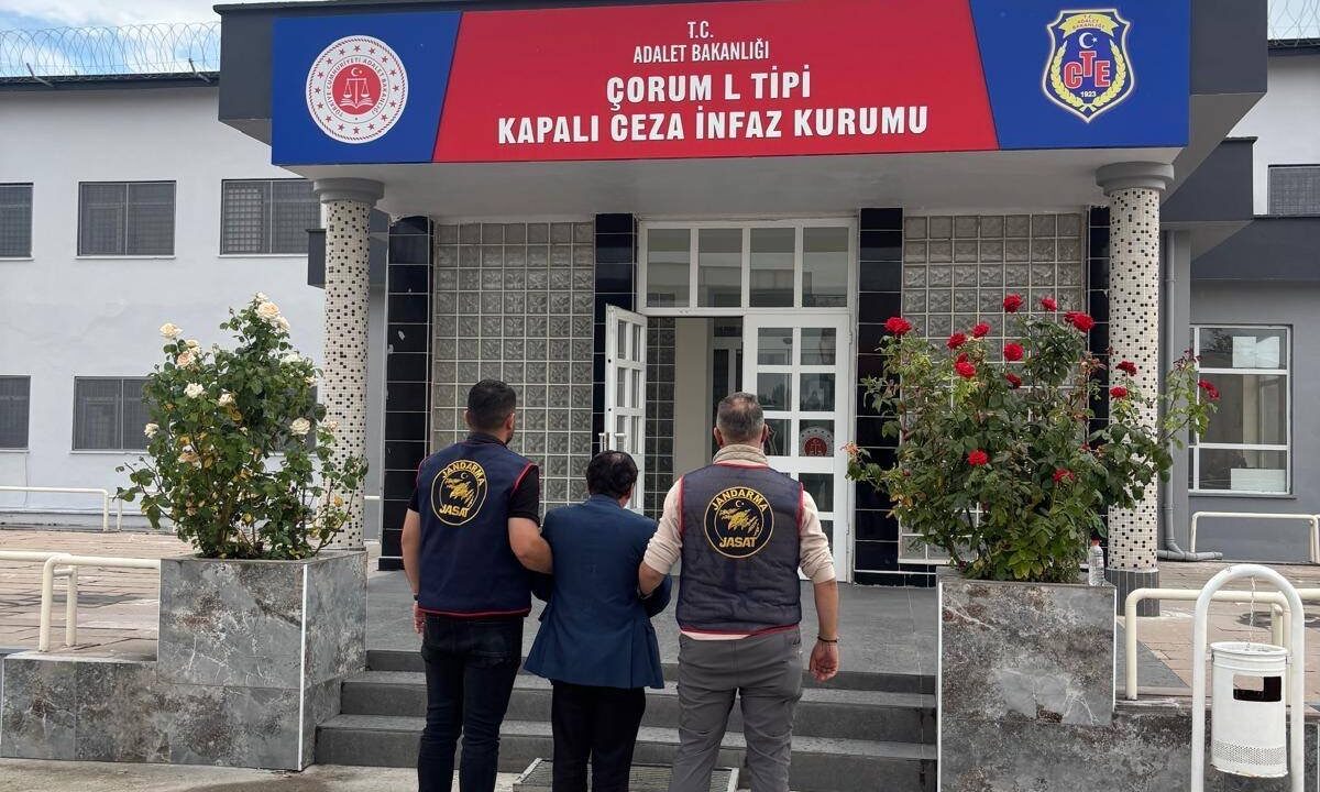 JANDARMA BÜTÜN PLANLARI BOZDU: HAPİS CEZASI BULUNAN 16 FİRARİ YAKALANDI