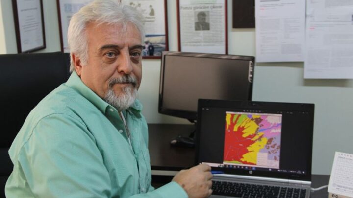 Prof.Dr. Vedat Deniz “Dünyanın En Etkili Bilim İnsanları”listesinin her iki kategorisine 7 yıldır aralıksız girmebaşarısı gösterdi.